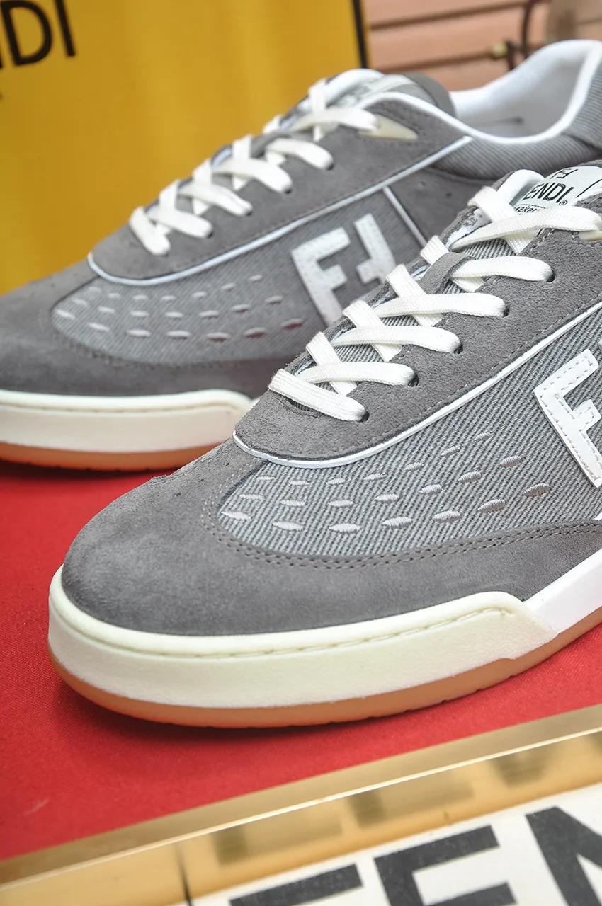 Men's shoes 💰600💶 [Fendi] The latest couple model 🔥 Many 💑 stars have the same style. FD match is a one-to-one replica of the original version. The first fendi match created by designer Kim Jones and Trainer basketball sneakers by Donkey. Material: Original silk leather. Lining: breathable mesh. Packaging: Original 1:1 matching high-end packaging. Size: Female 35-40 Male 38-44 (45 46. Custom-made (no return or exchange)